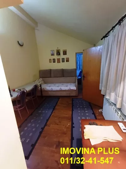 Cara Uroša | 4zida.rs