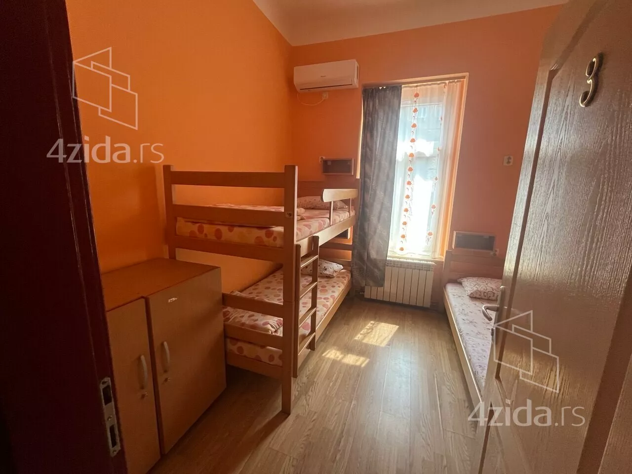 Šestosoban stan | 4zida