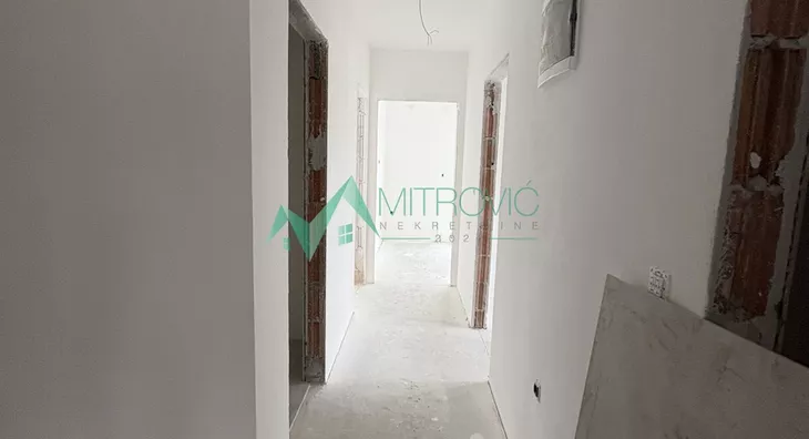 Četvoroiposoban stan | 4zida