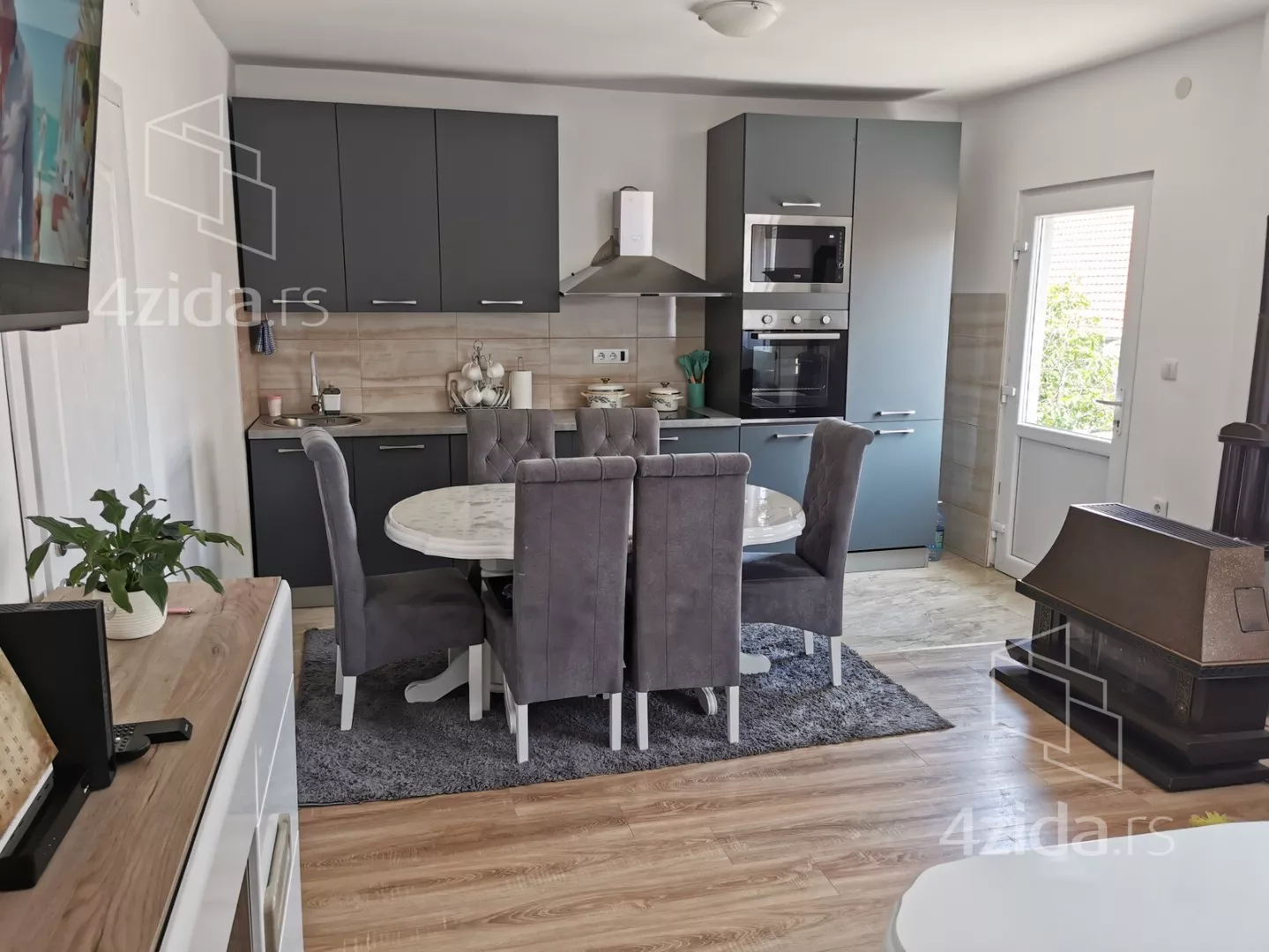 5-etažna kuća | 4zida