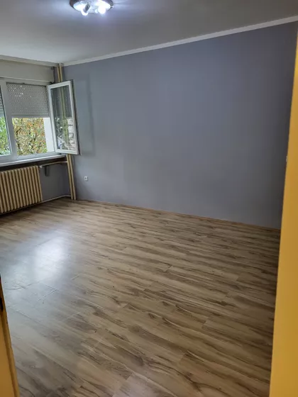 Stevana Sremca 1 | 4zida.rs