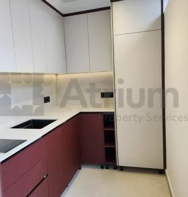 Poslovna zgrada | 4zida