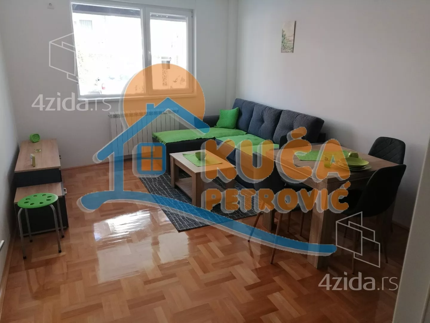 Jednoiposoban stan | 4zida