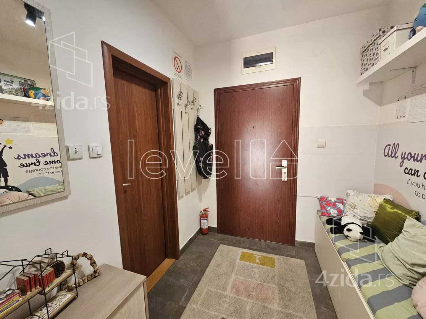 Garsonjera | 4zida