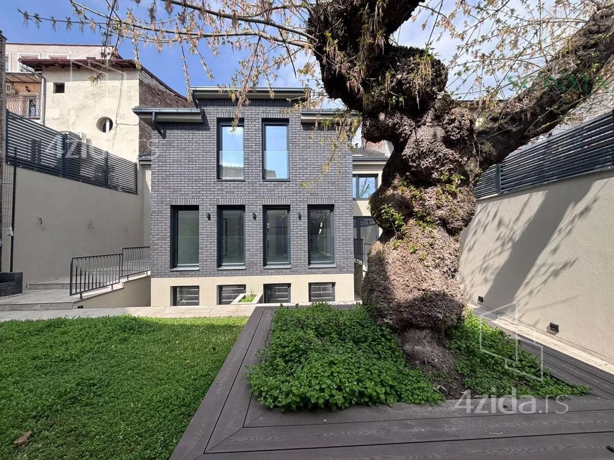 Poslovni prostor | 4zida