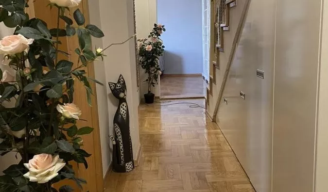 Četvoroiposoban stan | 4zida