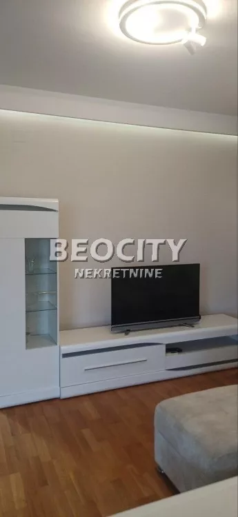 Kneza Višeslava | 4zida.rs