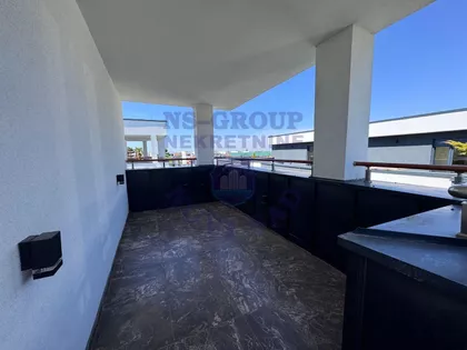 Đakona Avakuma | 4zida.rs