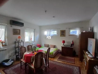 Tikveška | 4zida.rs