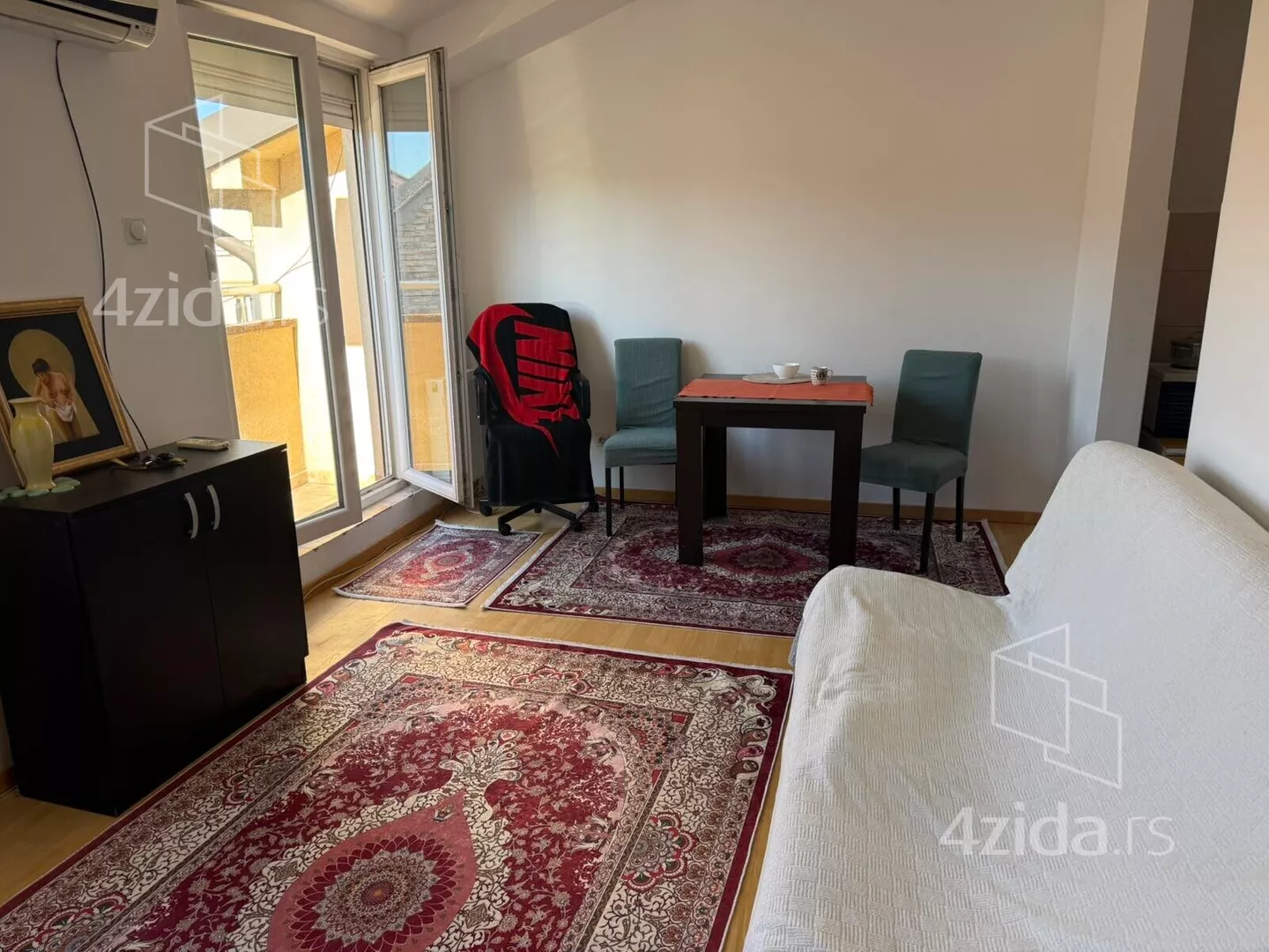 Garsonjera | 4zida