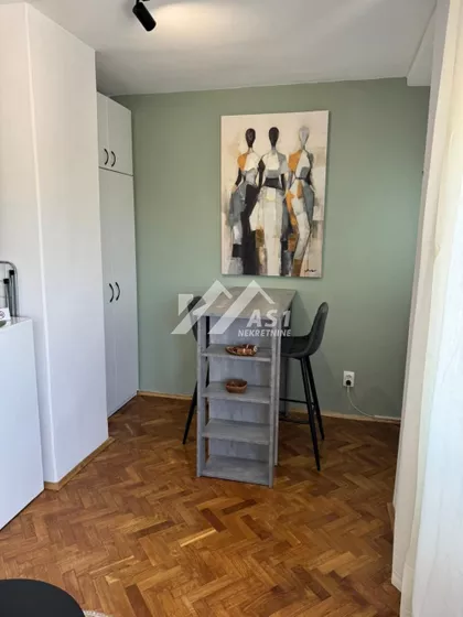 Radnička | 4zida.rs