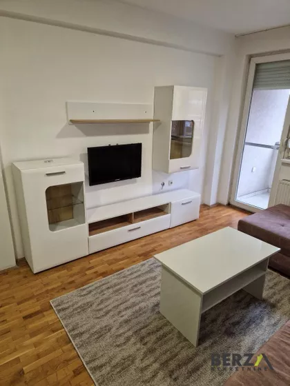 Bulevar Oslobođenja | 4zida.rs