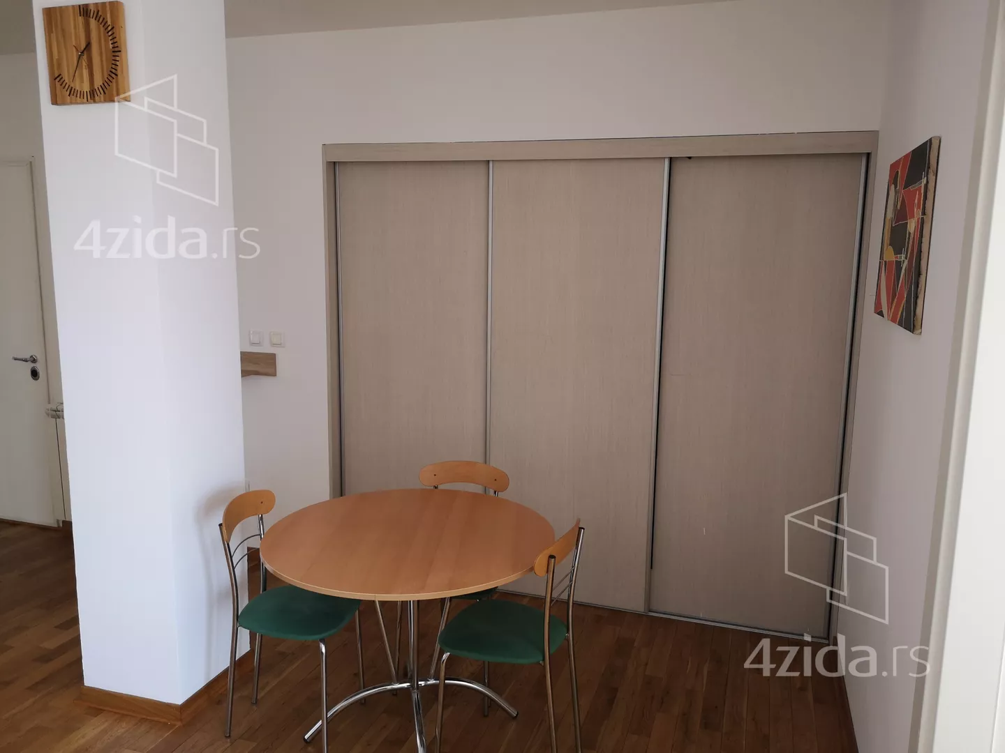 Jednoiposoban stan | 4zida