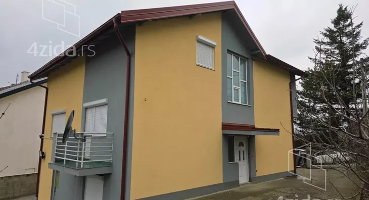 3-etažna kuća | 4zida