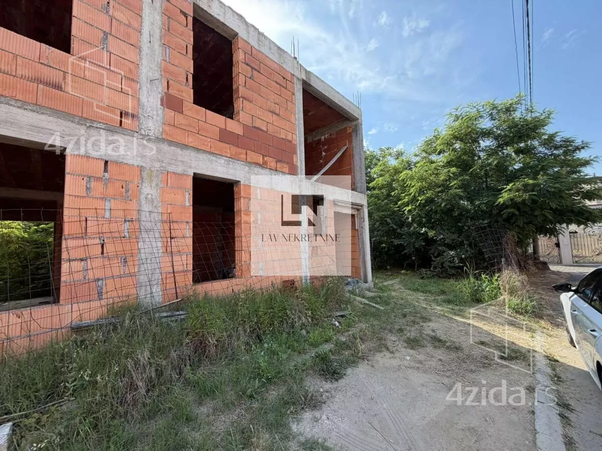 Kuća | 4zida