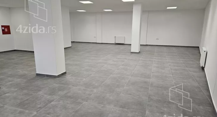 Poslovni prostor | 4zida