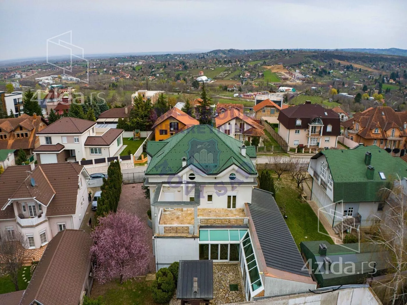 4-etažna kuća | 4zida