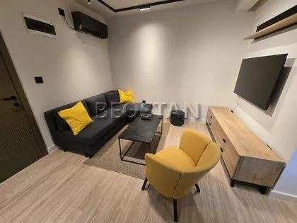 Crveni Krst Vračar | 4zida.rs