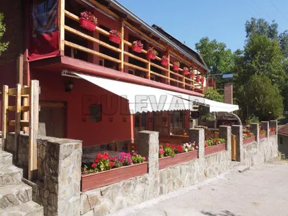 Vele polje | 4zida.rs
