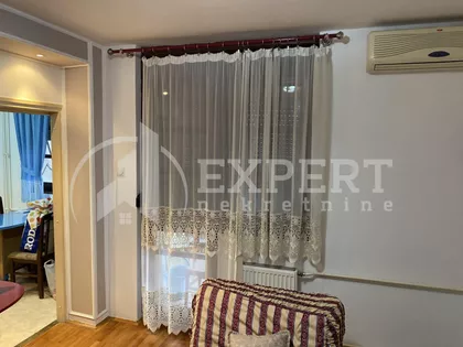 Trg učitelja Tase | 4zida.rs