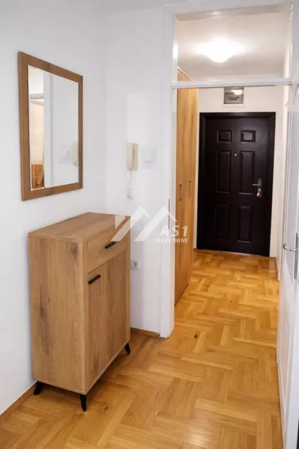 Hadži Ruvimova | 4zida.rs