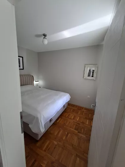 Bosanska | 4zida.rs