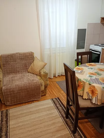 Trg Fontana | 4zida.rs
