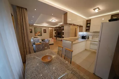 Studentski Trg | 4zida.rs