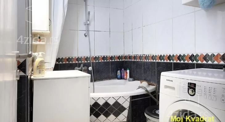 Četvoroiposoban stan | 4zida