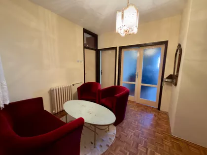 Jedanaeste Krajiške Divizije bb | 4zida.rs