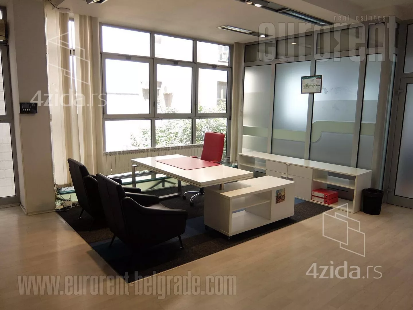 Poslovni prostor | 4zida