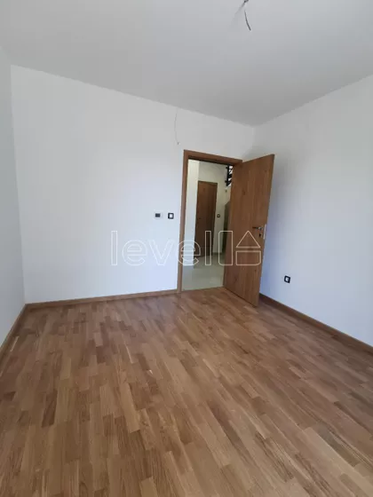 Sremska Kamenica | 4zida.rs