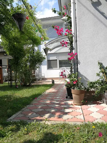 Gradske lokacije | 4zida.rs