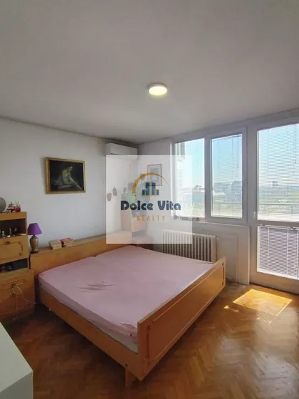 Pariske Komune | 4zida.rs