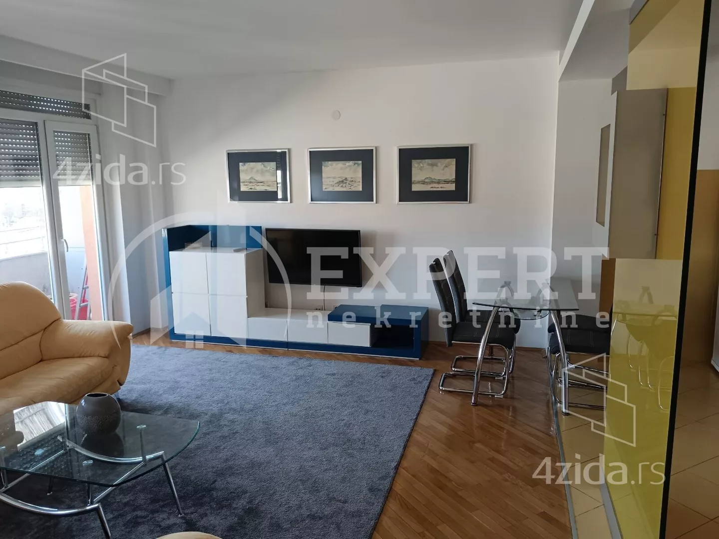 Dvoiposoban stan | 4zida