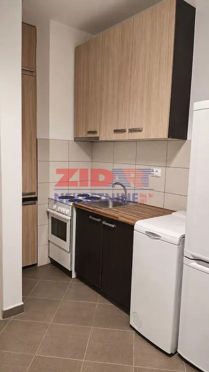 Ugrinovački Put | 4zida.rs