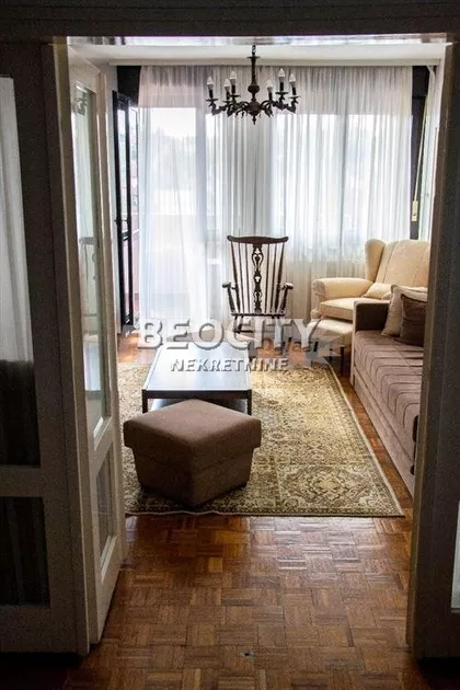 Dobrivoja Petkovića | 4zida.rs