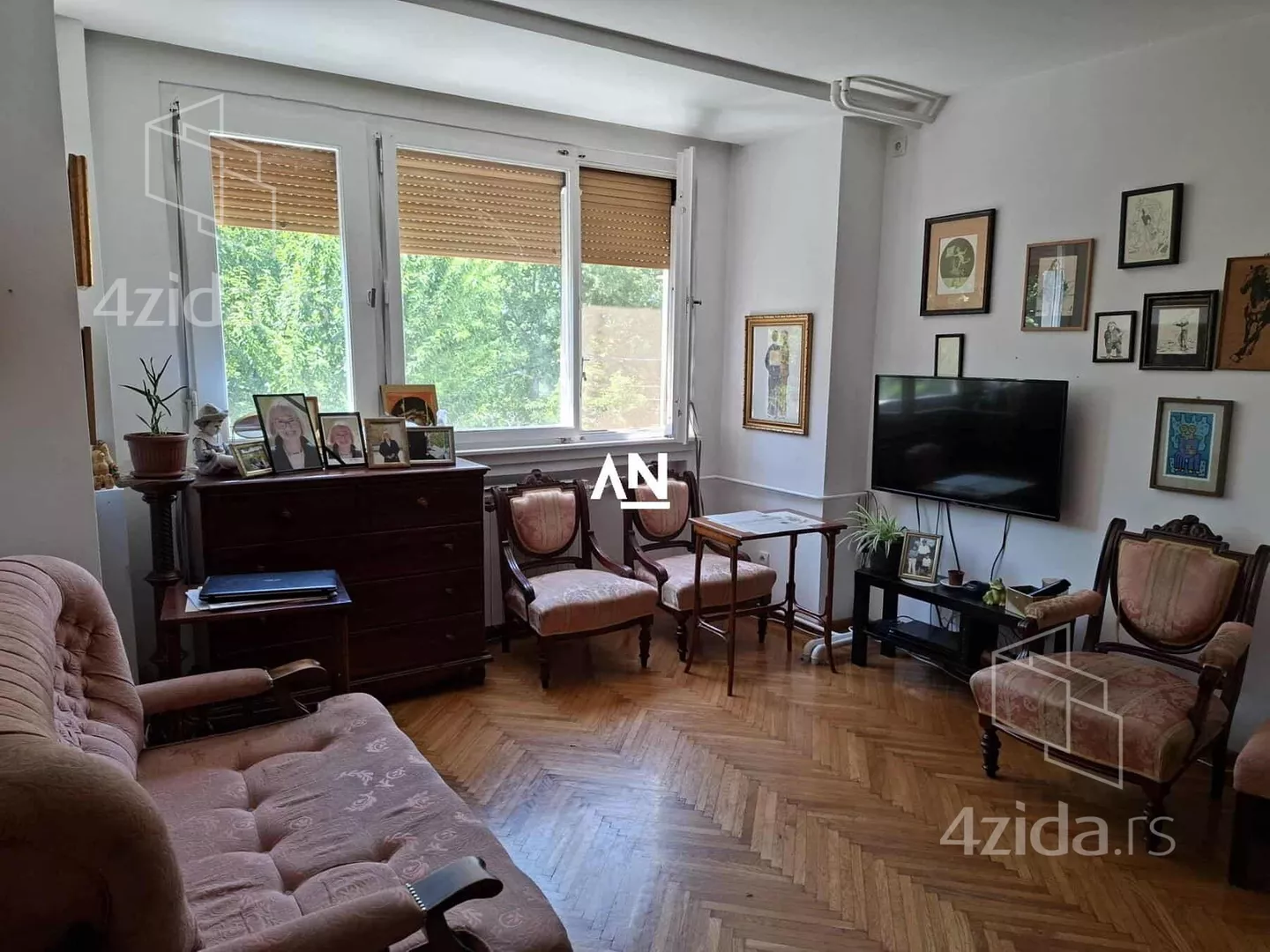Troiposoban stan | 4zida