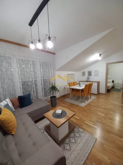 Jugovićevo | 4zida.rs