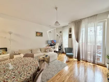 Miodraga Živanova | 4zida.rs