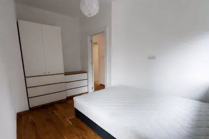 Karpoševa | 4zida.rs