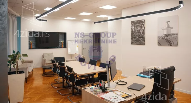 Poslovni prostor | 4zida