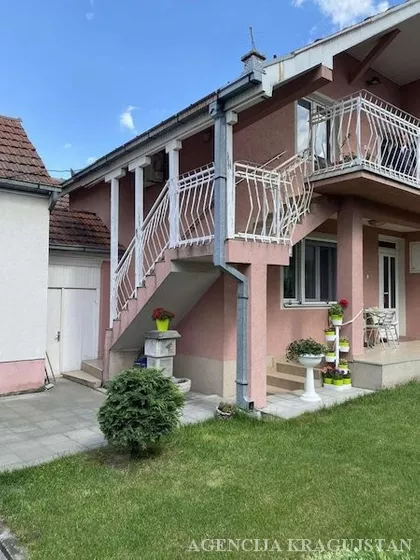 Vašarište | 4zida.rs