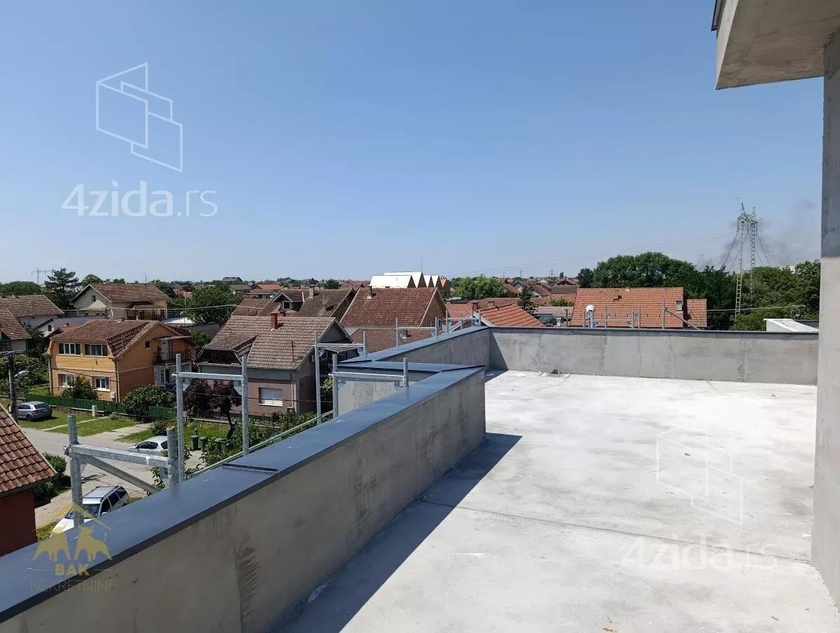 Troiposoban stan | 4zida