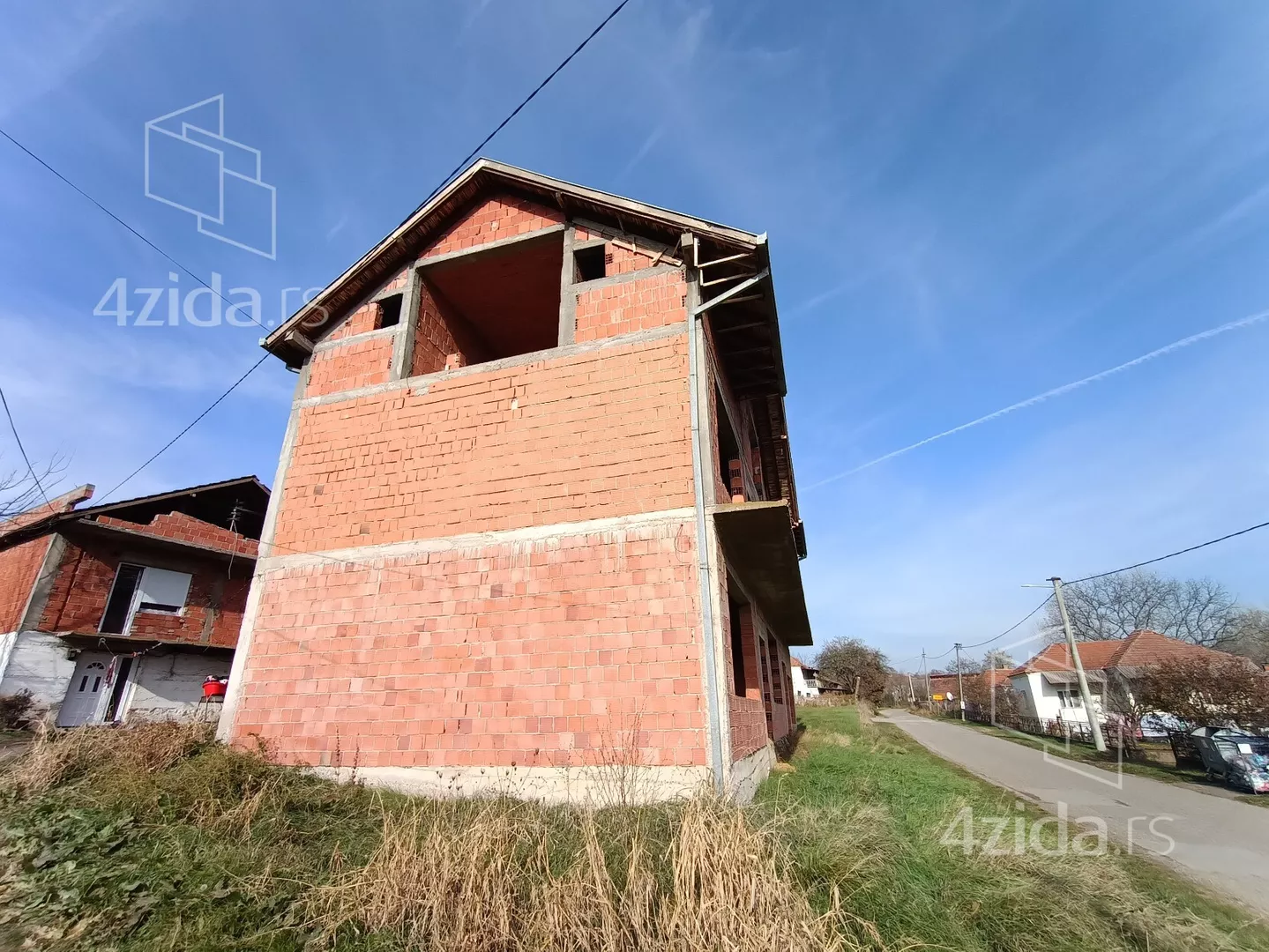 3-etažna kuća | 4zida