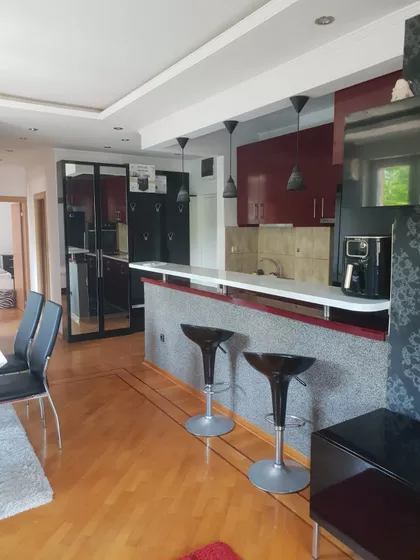 Braće Jerkovića 130a | 4zida.rs