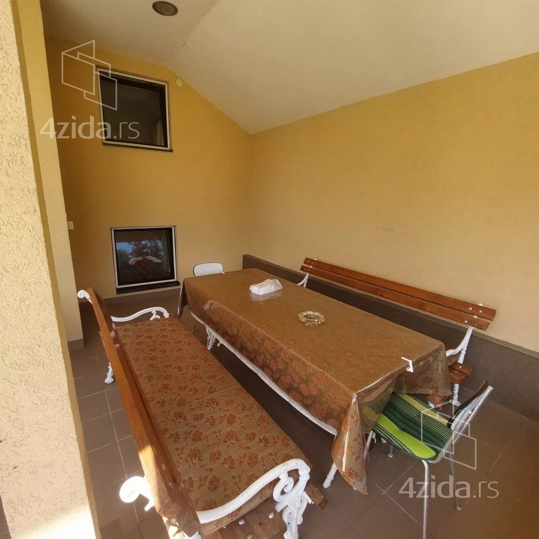 3-etažna kuća | 4zida