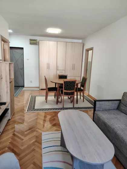 Branke Brkić | 4zida.rs