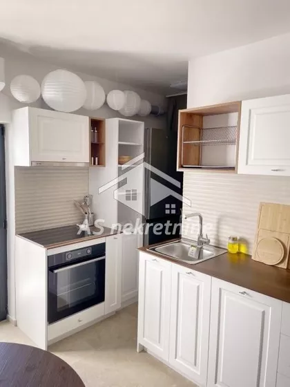 Krunski Venac | 4zida.rs