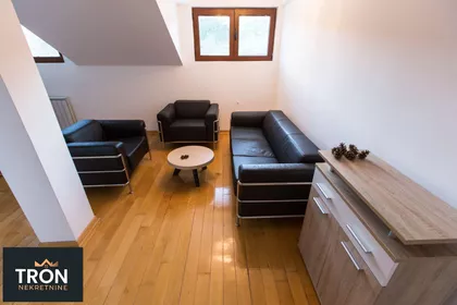 Nemanjina | 4zida.rs